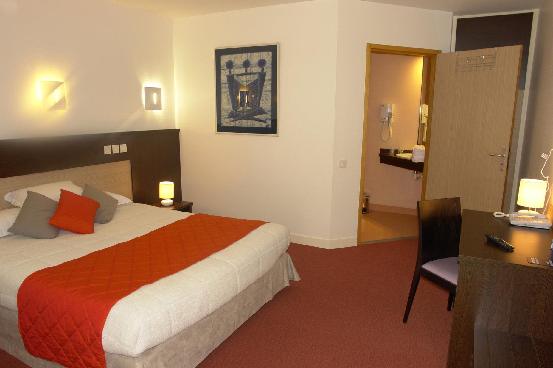 Brit Hotel Au Pays De Vitre Etrelles Exterior photo